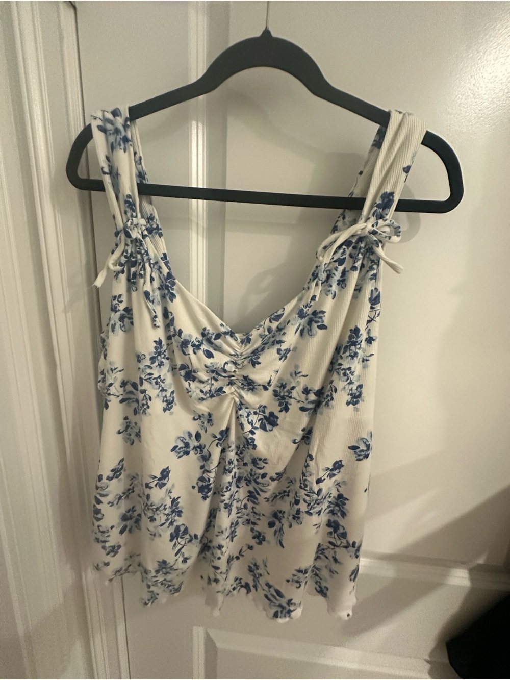 torrid White and Blue Floral Tie-Shoulder Camisole